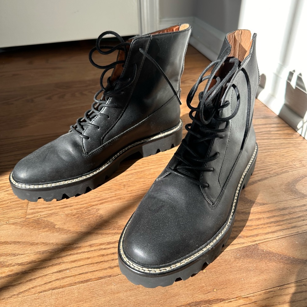 NWOT Madewell Citywalk Lugsole Lace-up in Black Leather. Size 9. Never worn!